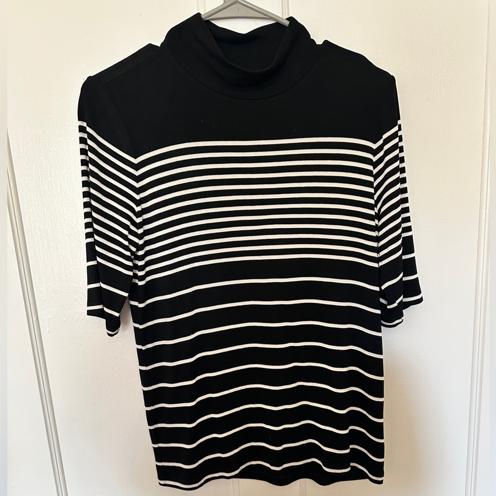 Ann Taylor Black and White Striped Long Sleeve sweater